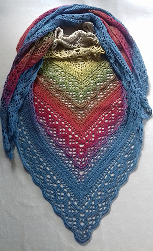 Ravelry: Triangle Lace Shawl pattern by The Crochet Fix